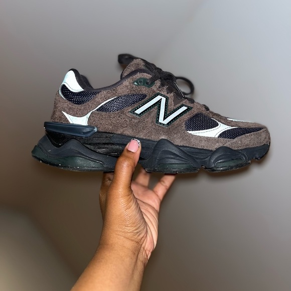 **Sneakers for sale** - Picture 1 of 5